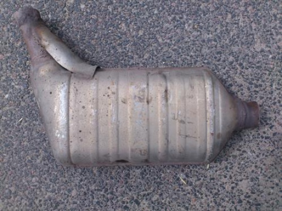 Skupujemy Katalizatory Ceramiczne Katalizatory Metalowe